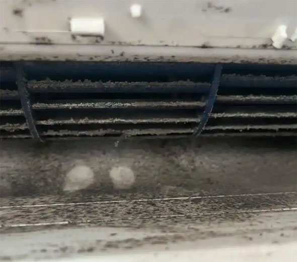 浑源空调吹的风有股烧焦味是怎么回事